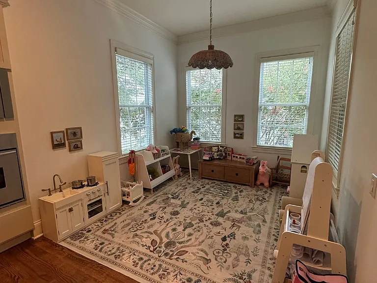 3015 Viscount St — Photo 8
