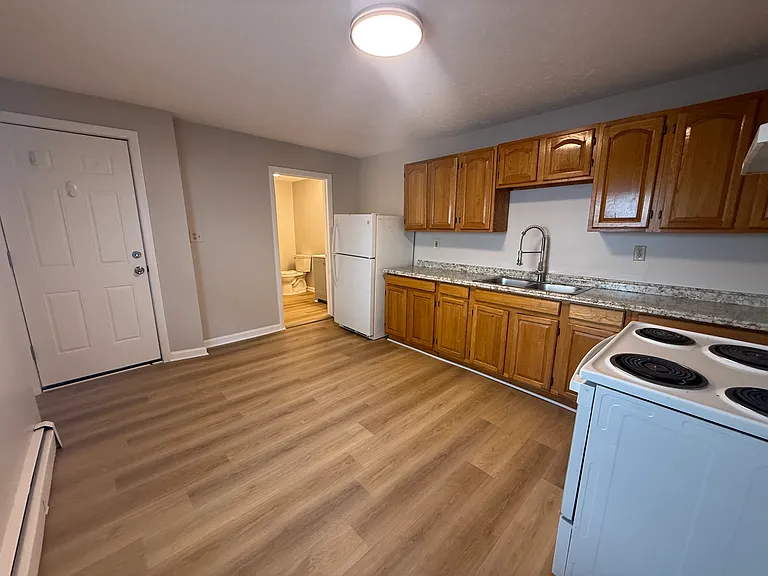 16 Prospect St #1E — Photo 2