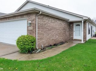 9182 Williams St, Merrillville, IN 46410