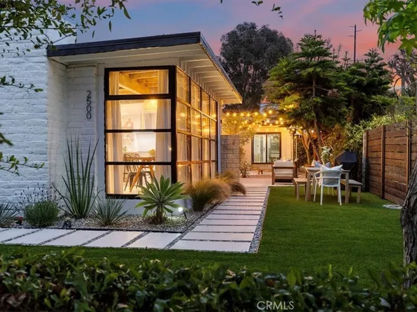 2500 Pine Ave, Manhattan Beach, CA 90266