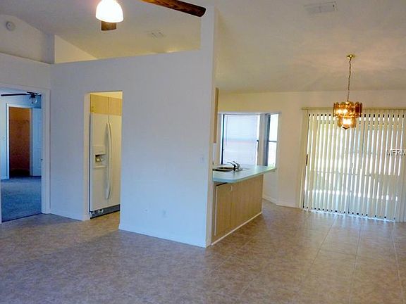 5th image of 746 Chestnut Ave
