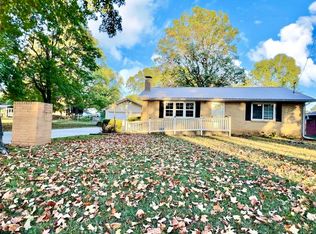 1311 6th St, Monett, MO 65708
