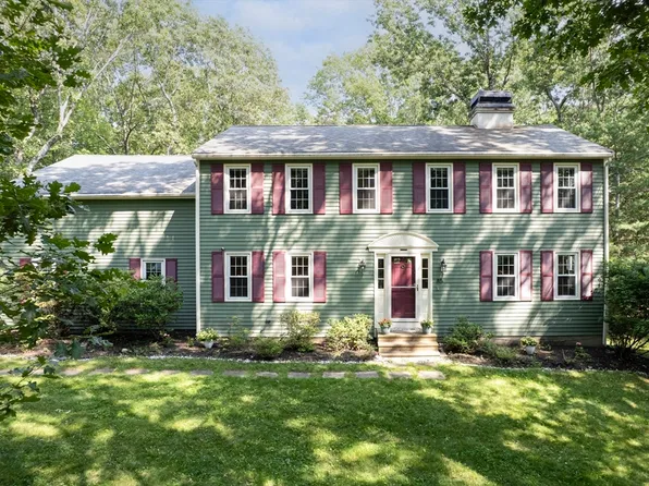 85 S Mill St, Hopkinton, MA 01748