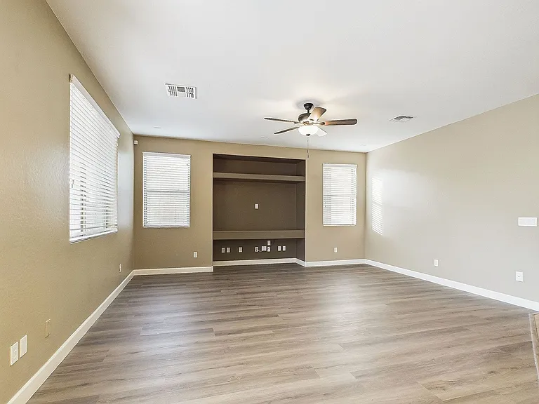 2209 W Red Range Way — Photo 12