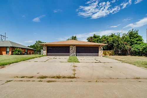 819 N Eagle Ln Photo 1 819 N Eagle Ln Photo 1
