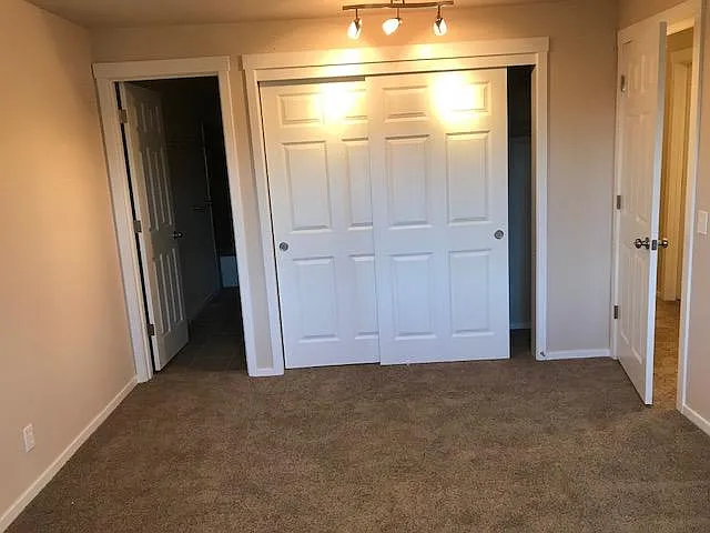 Huge master badroom