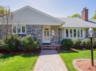 181 Kenneth Ave, Baldwin, NY 11510