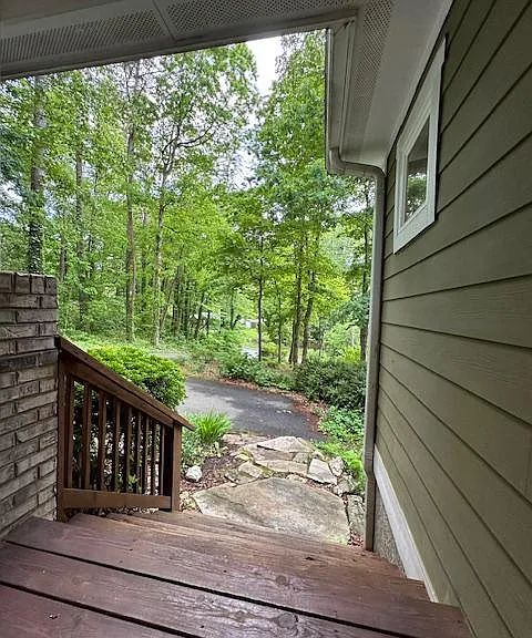 45 Florida Ave — Photo 3