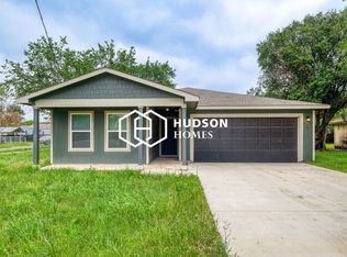 772 Mitchell Ave, Seguin, TX 78155
