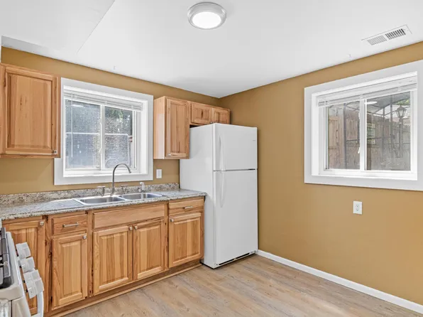 9152 Lexington Ave N Unit 1, Circle Pines, MN 55014