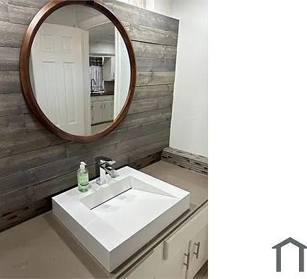 4703 N Cashel Cir — Photo 12