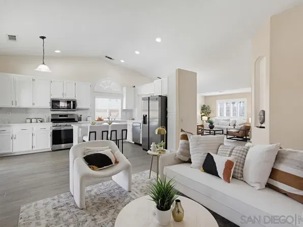 2420 Linda Ct, Escondido, CA 92027