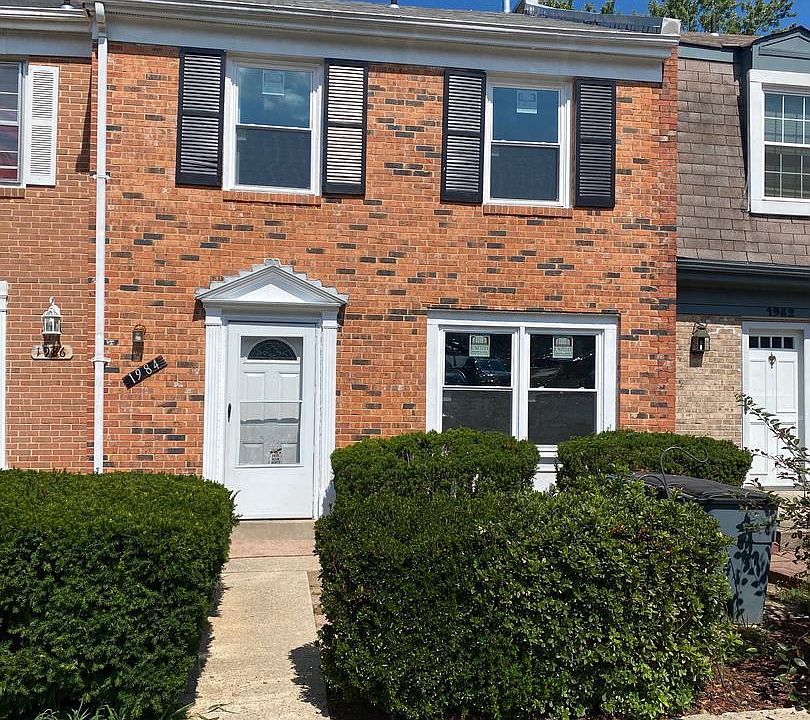 1st image of 1984 Mayflower Dr