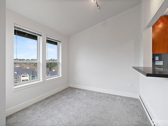 5th image of 3008 N Narrows Drive #G301