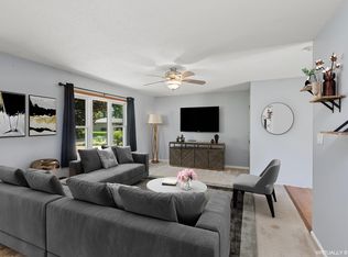 27 Kings Row Dr, Lake City, MN 55041