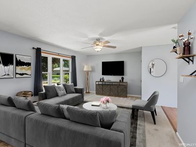 27 Kings Row Dr, Lake City, MN, 55041