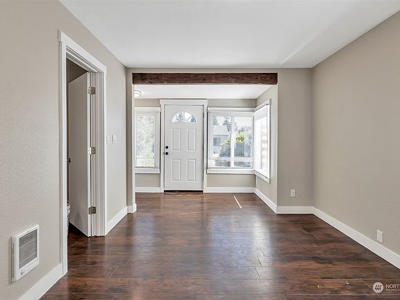 5th image of 7432 Tacoma Avenue S