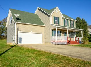 611 Flushing Meadows Dr, Rineyville, KY 40162