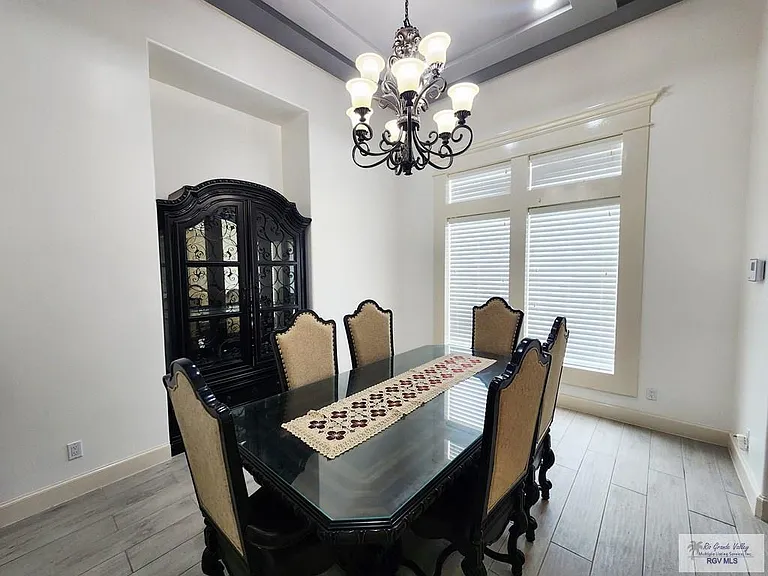 2521 Los Portales Dr — Photo 30