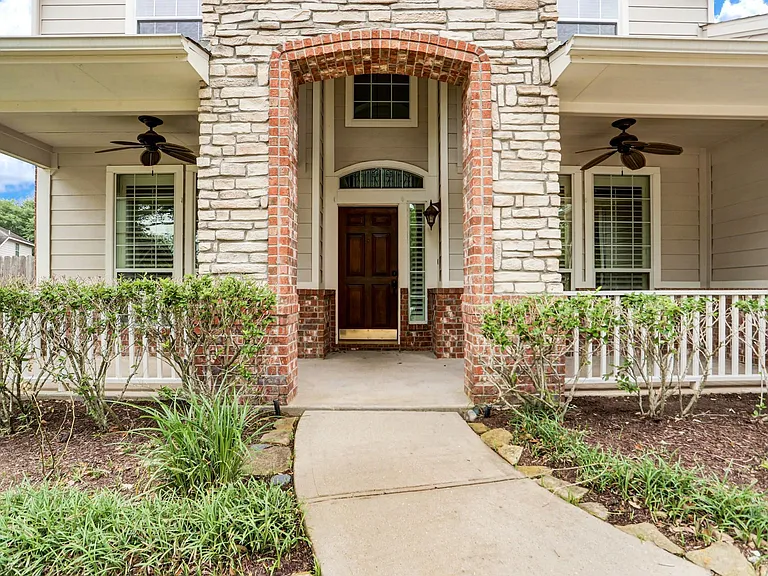 10410 Five Oaks Ct — Photo 6