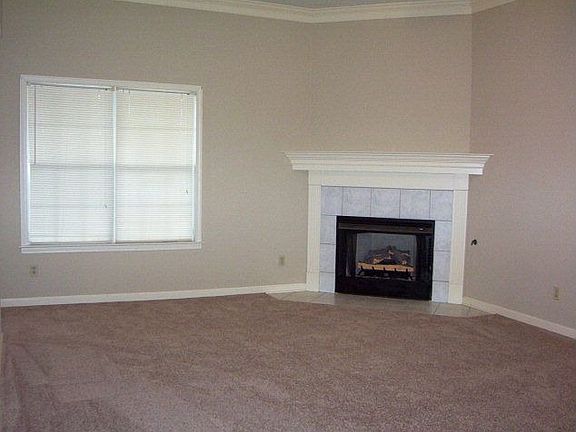 2nd image of 101 Hearth Cv