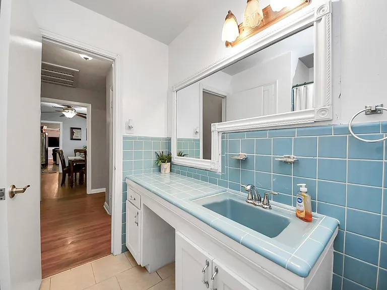 2601 Holly St — Photo 19