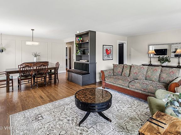4th image of 5646 N Rogers Ave