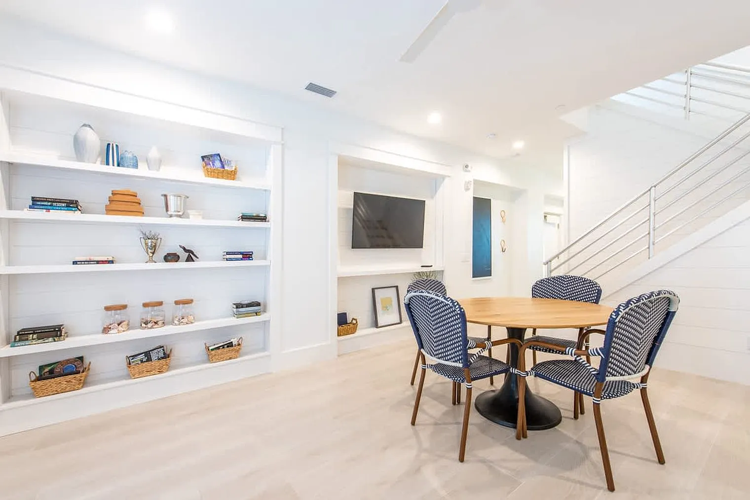 7 bed, 6.0 bath, $31,601 — Photo 2