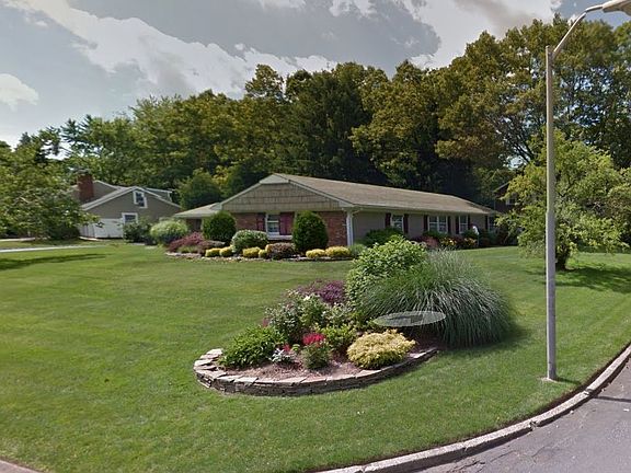 2nd image of 1 Beaverdale Ln