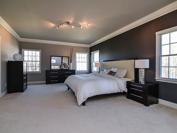 2nd image of 3578 Northbrooke Dr