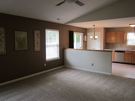 5th image of 6111 Denise Dr