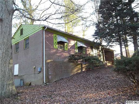 2nd image of 1330 Beaverbrook Dr
