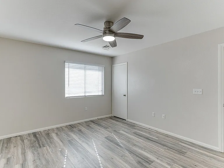 860 Viento Del Montagna Ave — Photo 38