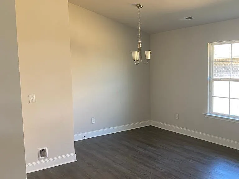 121 Sorrelweed Dr — Photo 11
