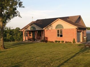 11867 Bennington Pike, Vevay, IN 47043