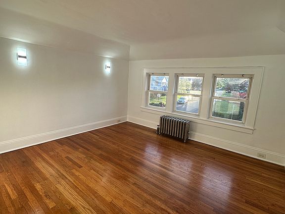 5th image of 1225 Oakland Ave