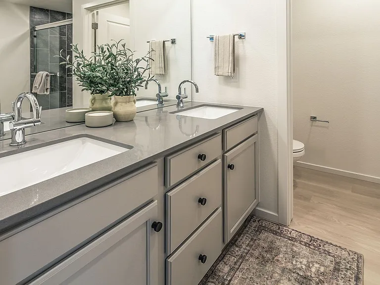 800 Galloway Dr — Photo 32