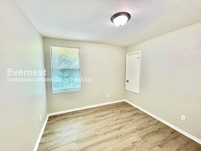 328 Ezekial Ave — Photo 11