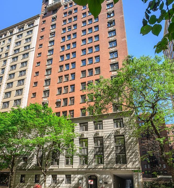 1st image of 222 E Chestnut St APT 11B