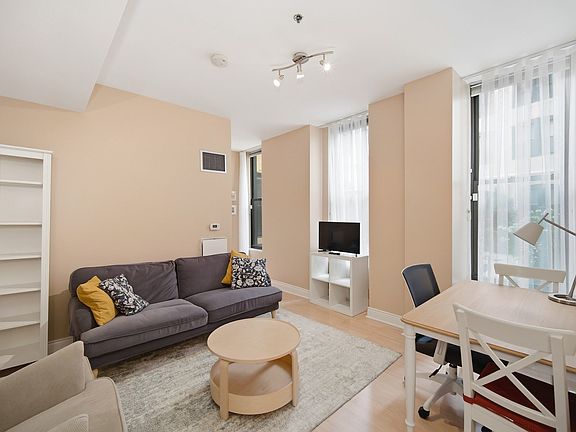 3rd image of 4 Charlesgate E APT 107