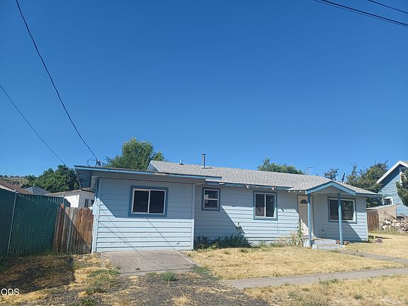 3rd image of 806 N 2nd St