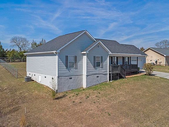 3rd image of 103 Echeconnee Ridge Rd