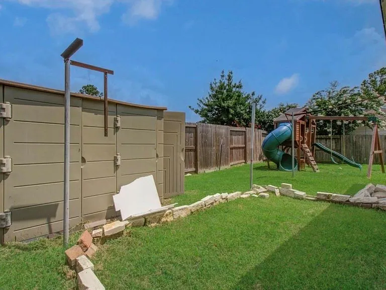 7826 Granite Ridge Ln — Photo 43