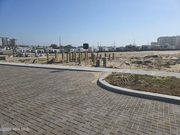 323 Black Pearl Drive, Indian Beach, NC 28512