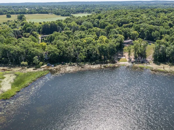 1 Ludwig Rd, Oxford, MI 48371