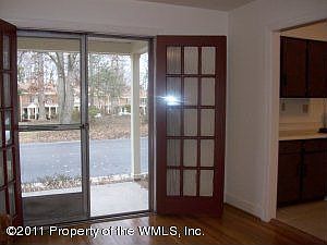 Doors from Great Room open to covered Patio