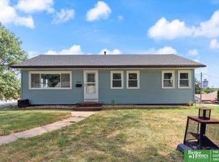 3017 S 38th St, Omaha, NE 68105