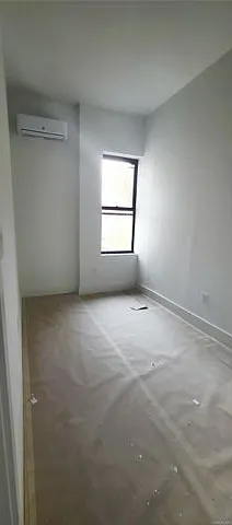 3 bed, 2.0 bath, 2944 sqft, $3,725 — Photo 3