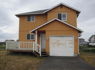 464 Breakers Ct SW, Ocean Shores, WA 98569