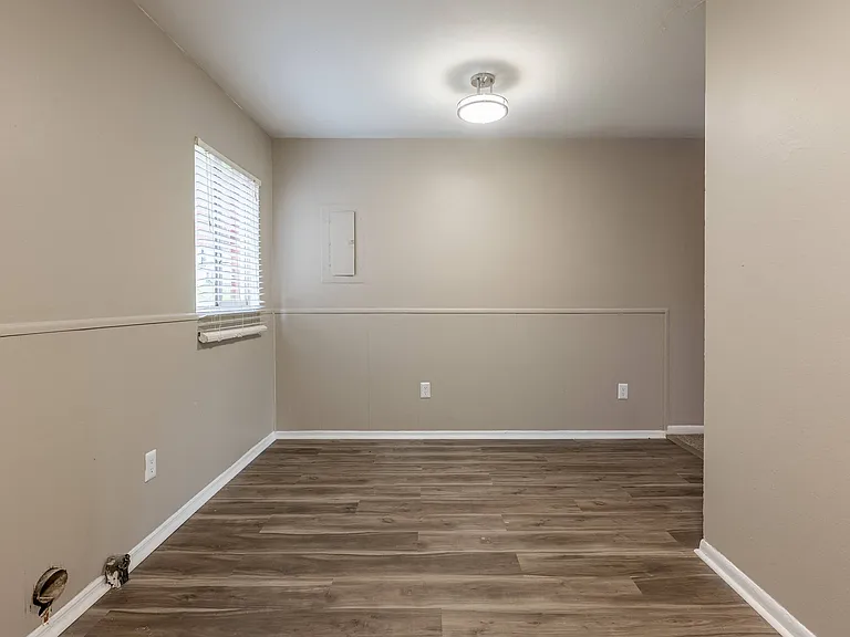 Willow Ridge Apartments — Photo 7